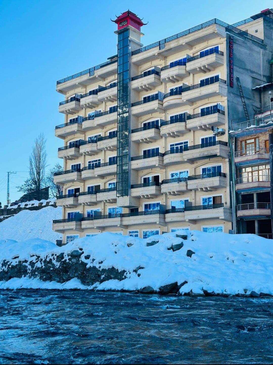 Gold Palace Hotel & Food Lounge Karandukai Exterior photo